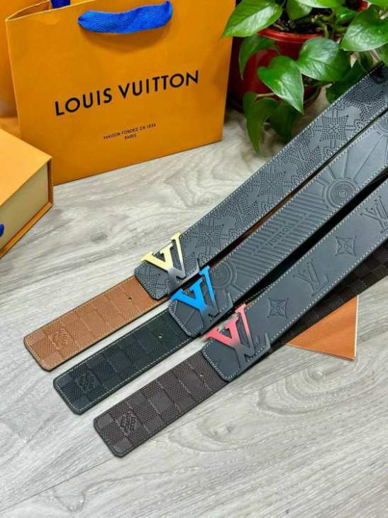 Picture of Louis Vuitton Belts _SKUfw184633587fw